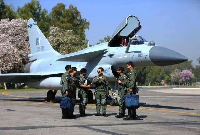 突然到来的惊喜?孟加拉国表示要22亿美元购买20架歼-10CE?